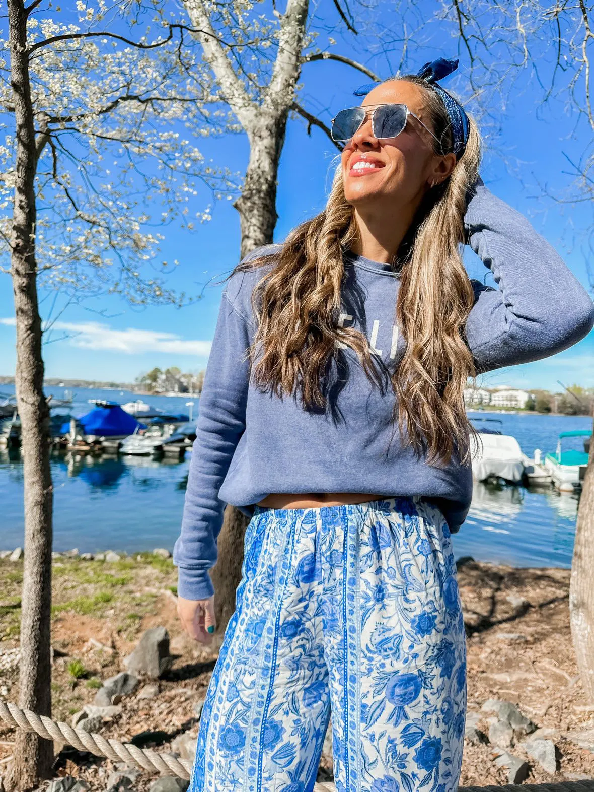 LAKE LIFE Crewneck Sweatshirt