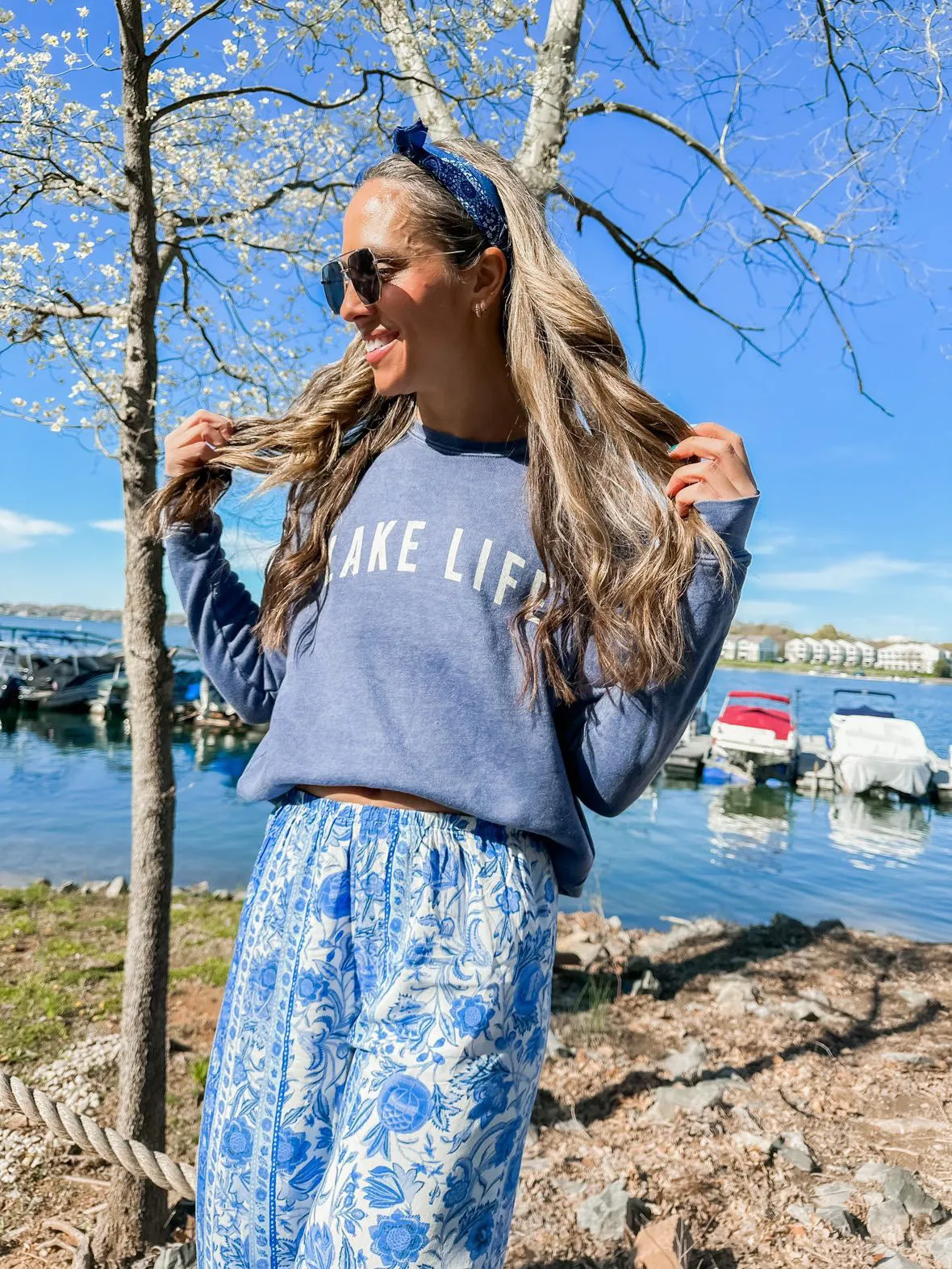 LAKE LIFE Crewneck Sweatshirt