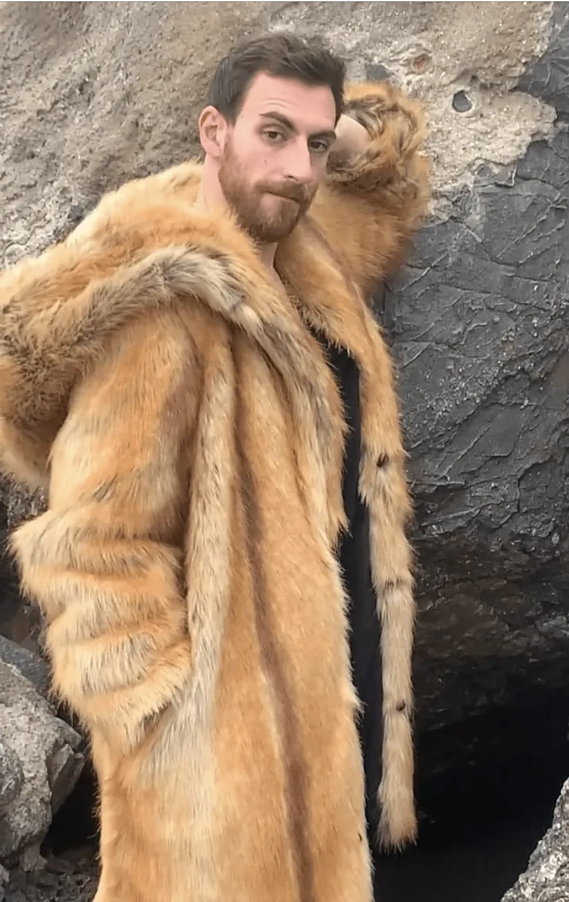 Men's Short Desert Warrior Coat in "Red Fox"