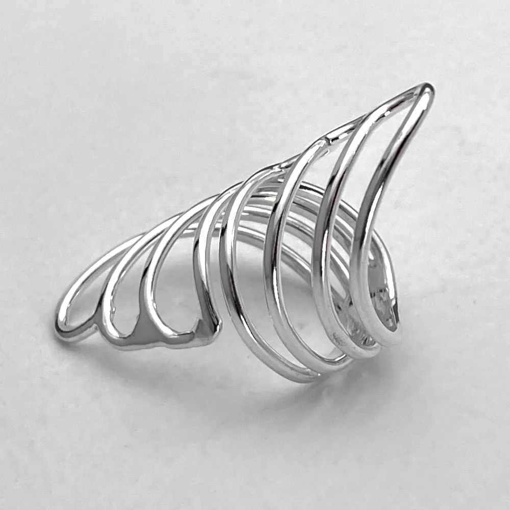 Móinéir - Butterfly Wings Adjustable Silver Ring