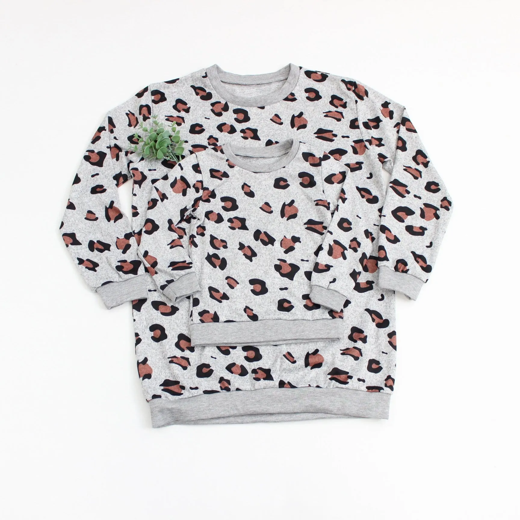 Mommy | Animal Print Pullover
