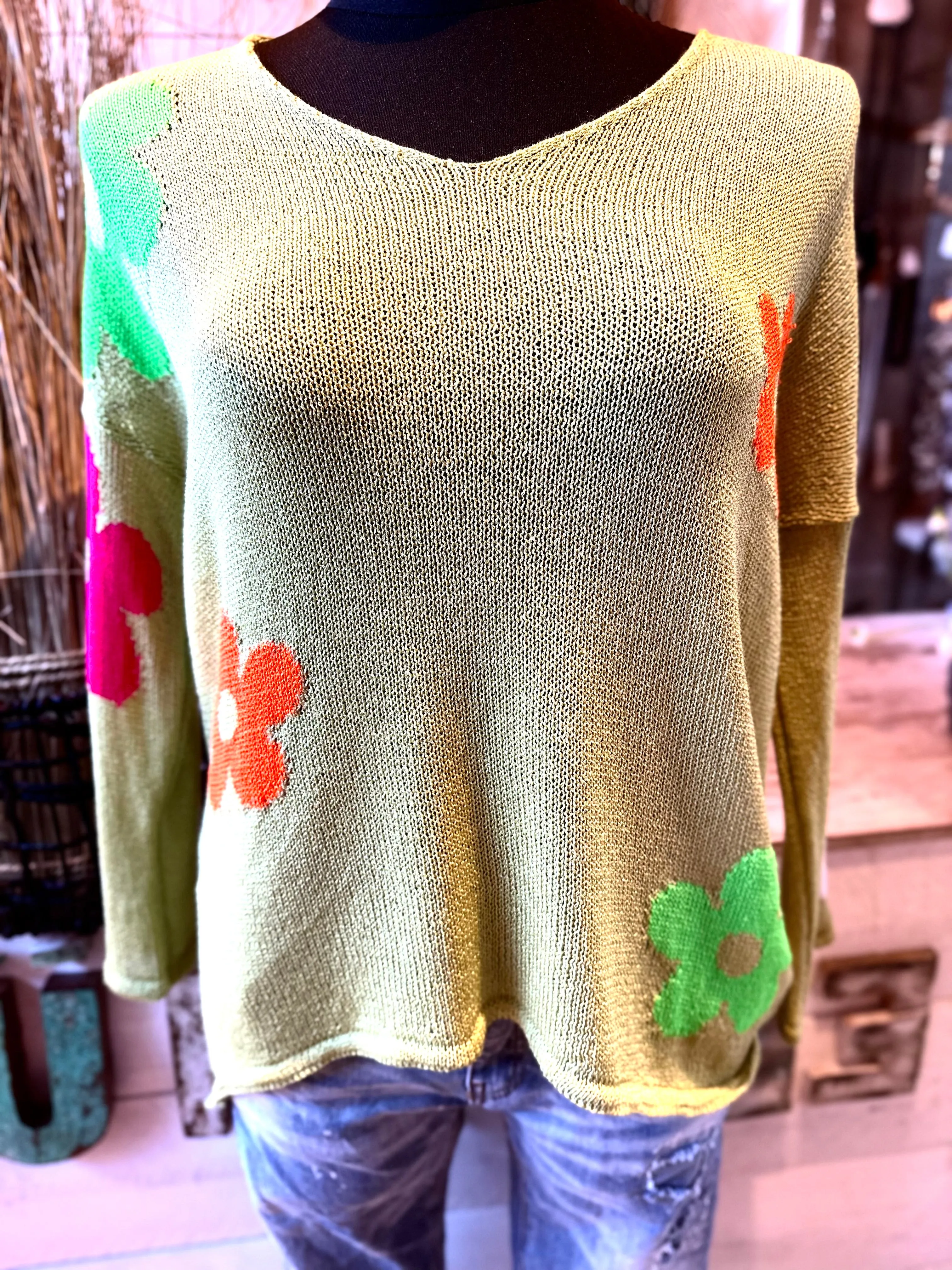 Pullover mit Blümchen Motive